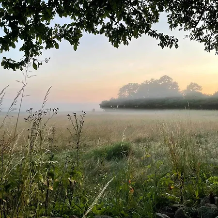 Historic Summer House From 1877 With Scenic View 别墅